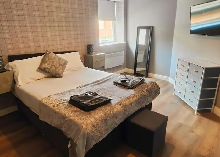 Chelsea 2 Bedroom Promenade Apartment