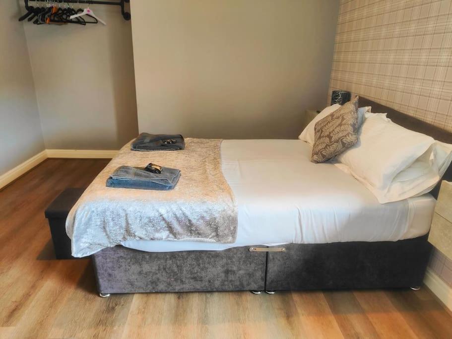 Chelsea 2 Bedroom Promenade